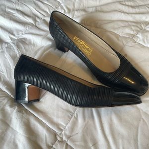 Ferragamo pumps 9c